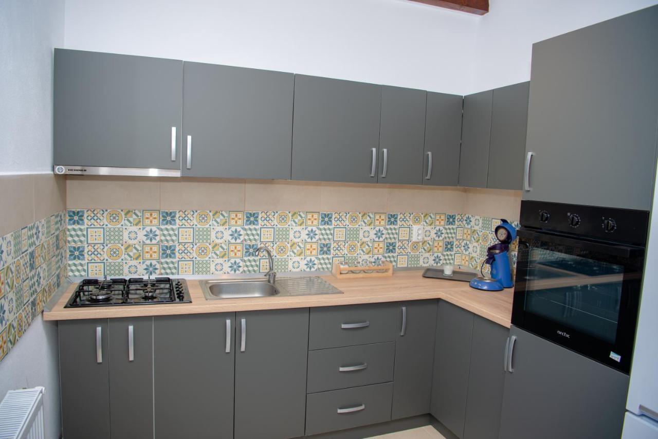 Apartament Family House Pristol Zewnętrze zdjęcie
