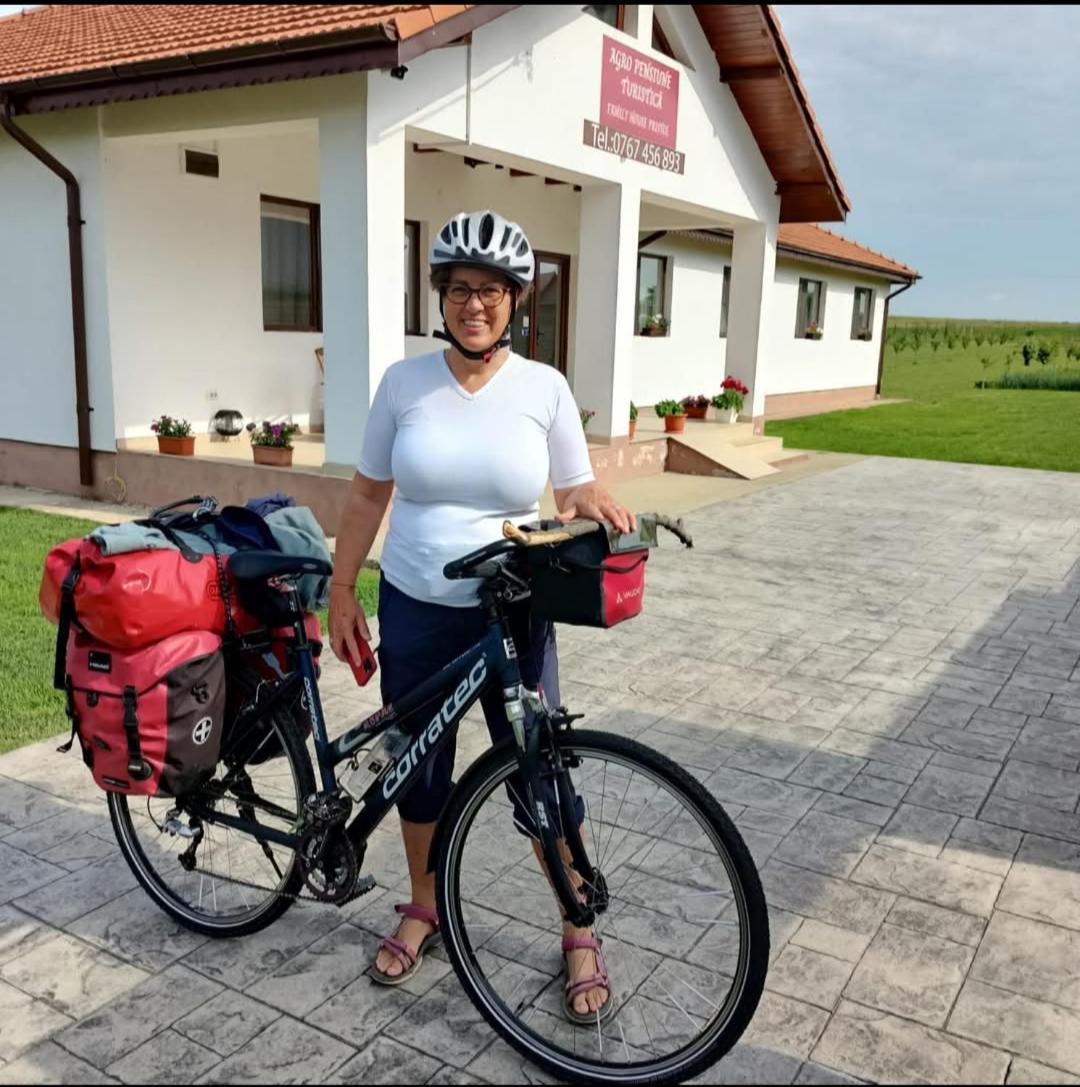 Apartament Family House Pristol Zewnętrze zdjęcie